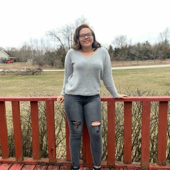 Meet your Posher, Caroline - Picture 2 of 4